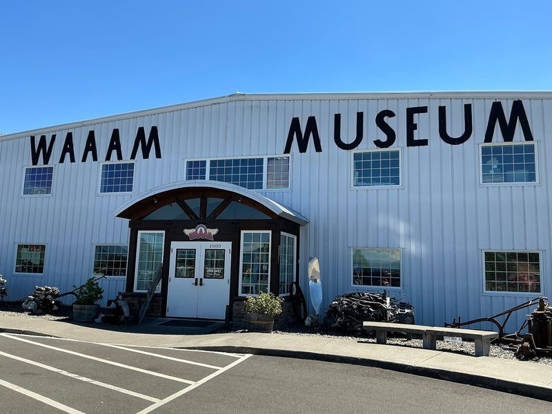 Gift Shop, Snacks, and Visitor Comforts