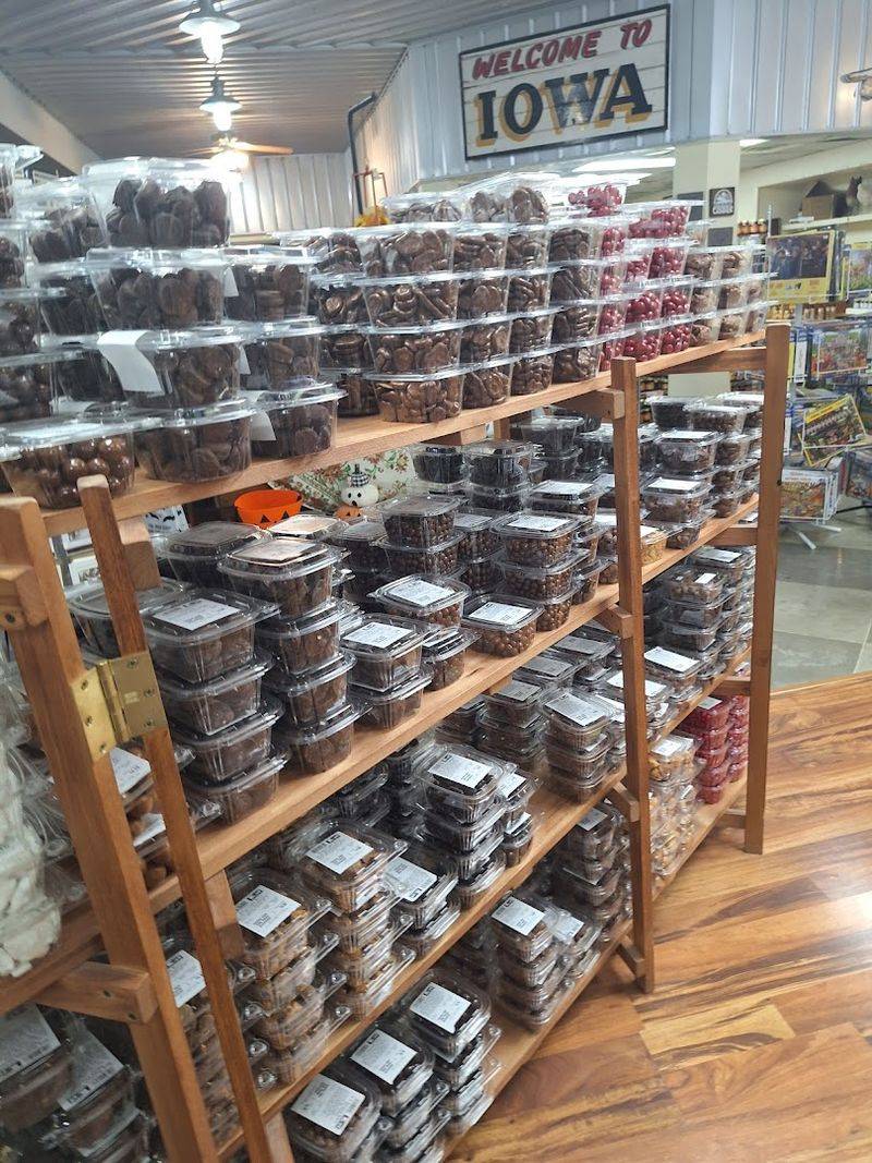 Bulk Candy Keeps The Old-School Feel Going