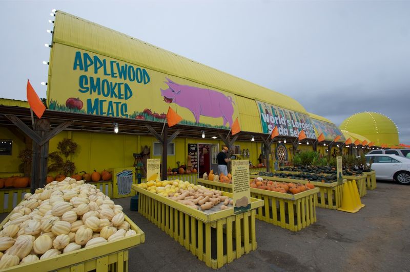 Seasonal Produce and Farm-Fresh Finds