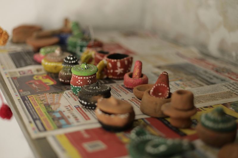 Support Small Businesses and Independent Artisans