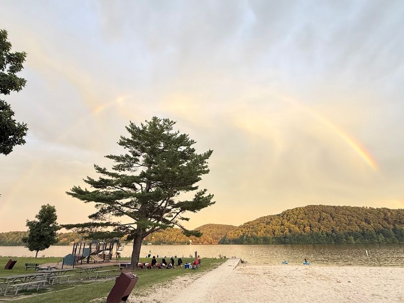 Sunsets on the Water That Genuinely Stop You in Your Tracks