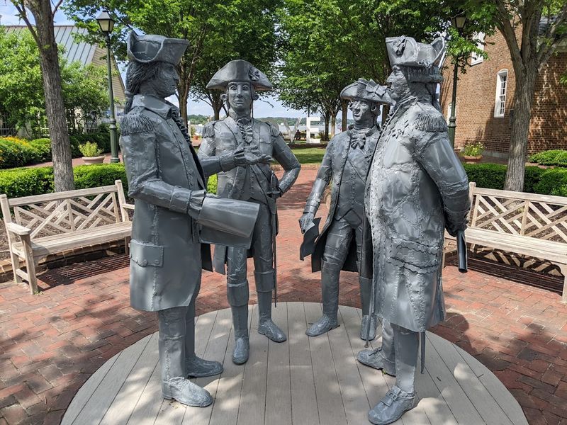Yorktown Victory Monument: Towering Symbol of American Triumph