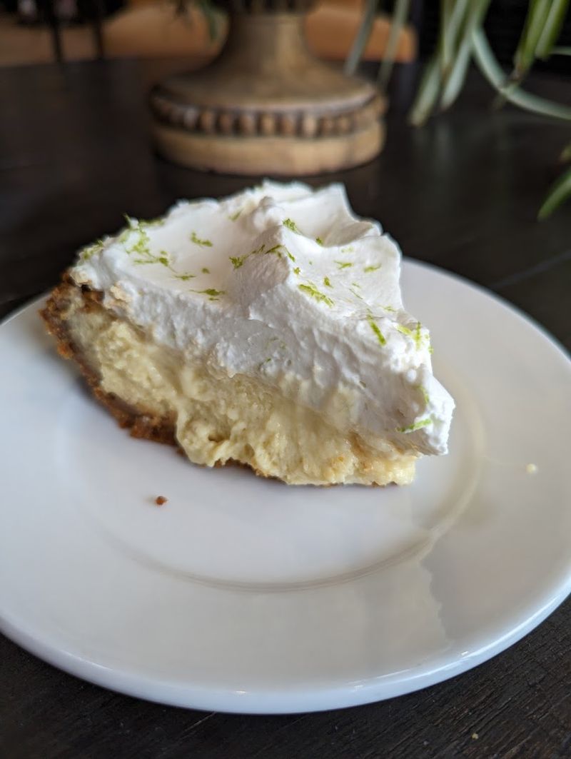 A Crust So Good It Deserves Its Own Mention