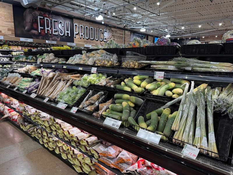 A Multicultural Market That Goes Beyond Korea