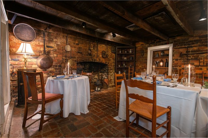 Ghost Tours That Actually Deliver Chills