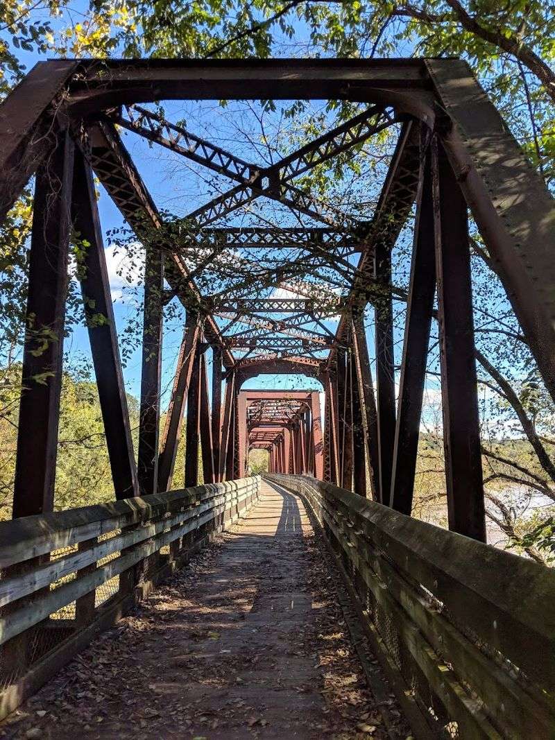 Blue Ridge Mountains and the Trails That Actually Go Somewhere