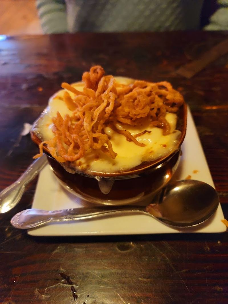 French Onion Soup That Sets the Bar Surprisingly High