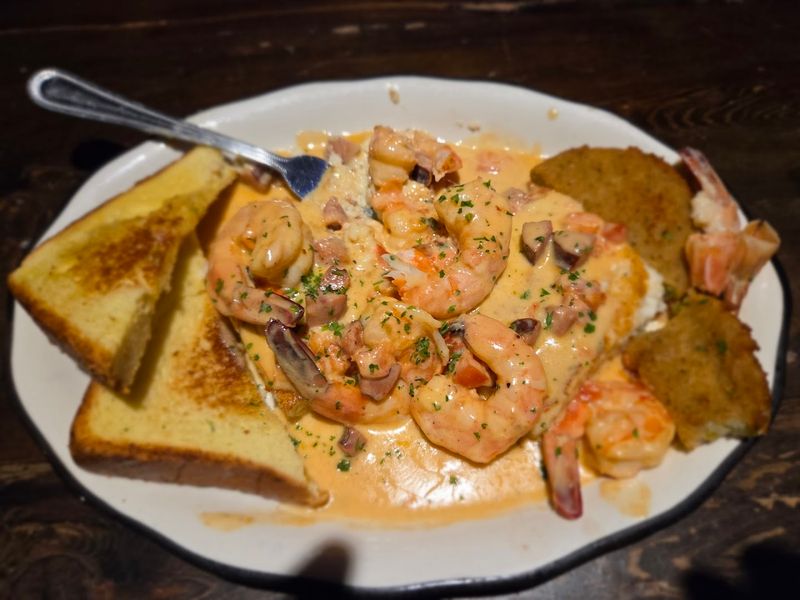 Sunday Brunch Worth Setting an Alarm For