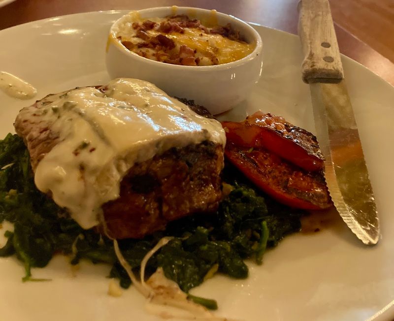 Service Style and Staff Warmth