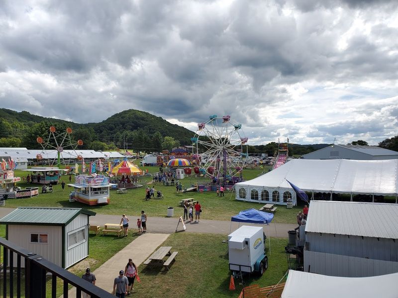 The Scenic Drive Through Crawford County