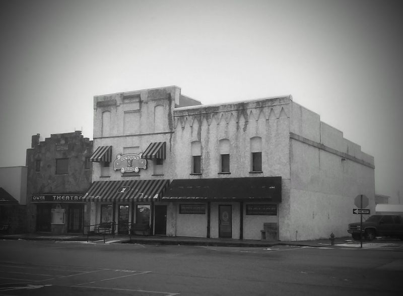 What the Amish One-Room Schoolhouse Represents