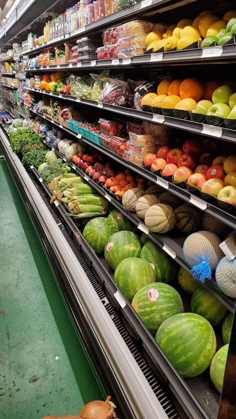 Fresh Produce in a Town That Needs It