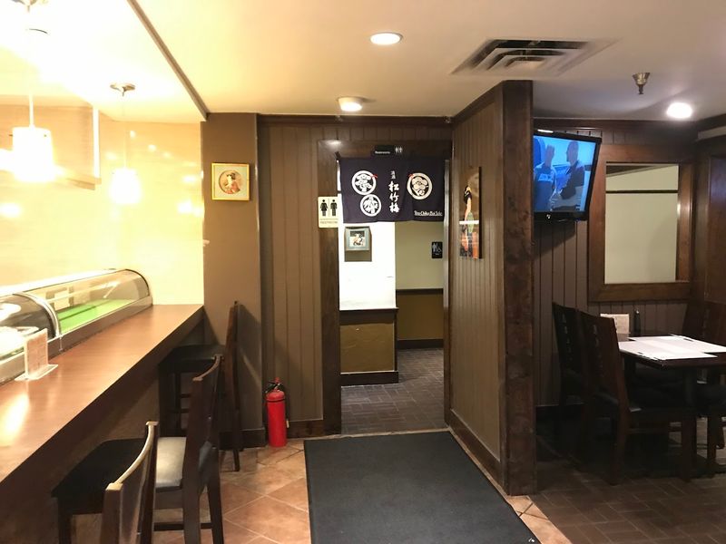 A Sushi Spot That Welcomes Everyone