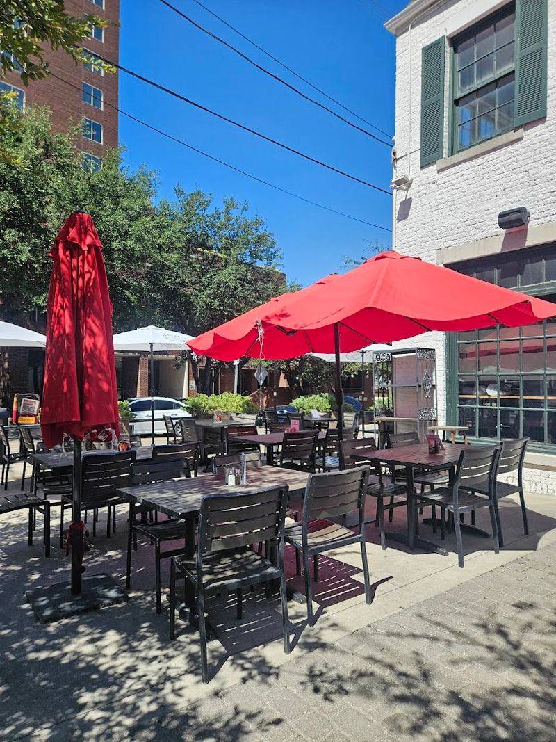 Why Bread Winners Café Keeps Pulling People Back To Dallas