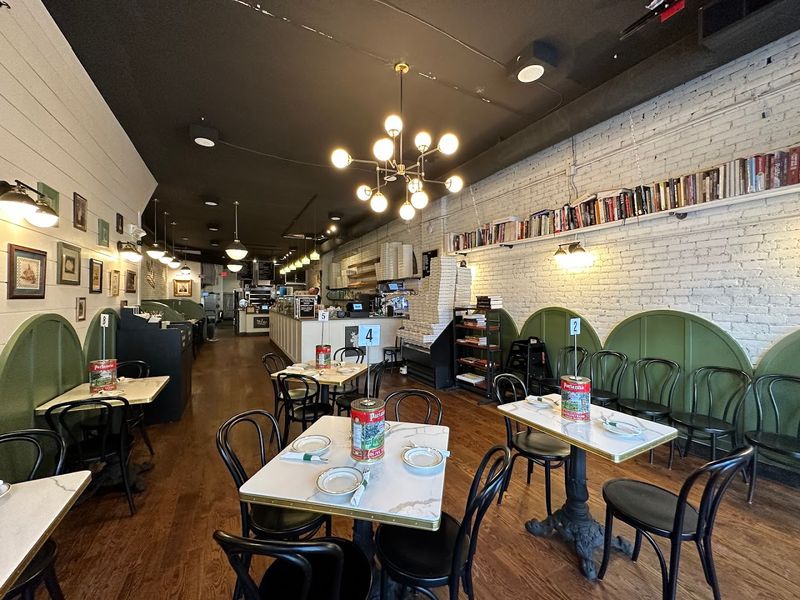 The Atmosphere That Makes You Want to Stay Longer