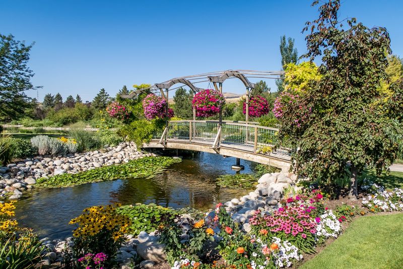 Ashton Gardens Feels Different In Peak Season