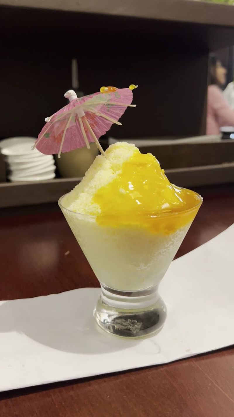 Mango Shaved Ice That Ends Every Meal on a High Note