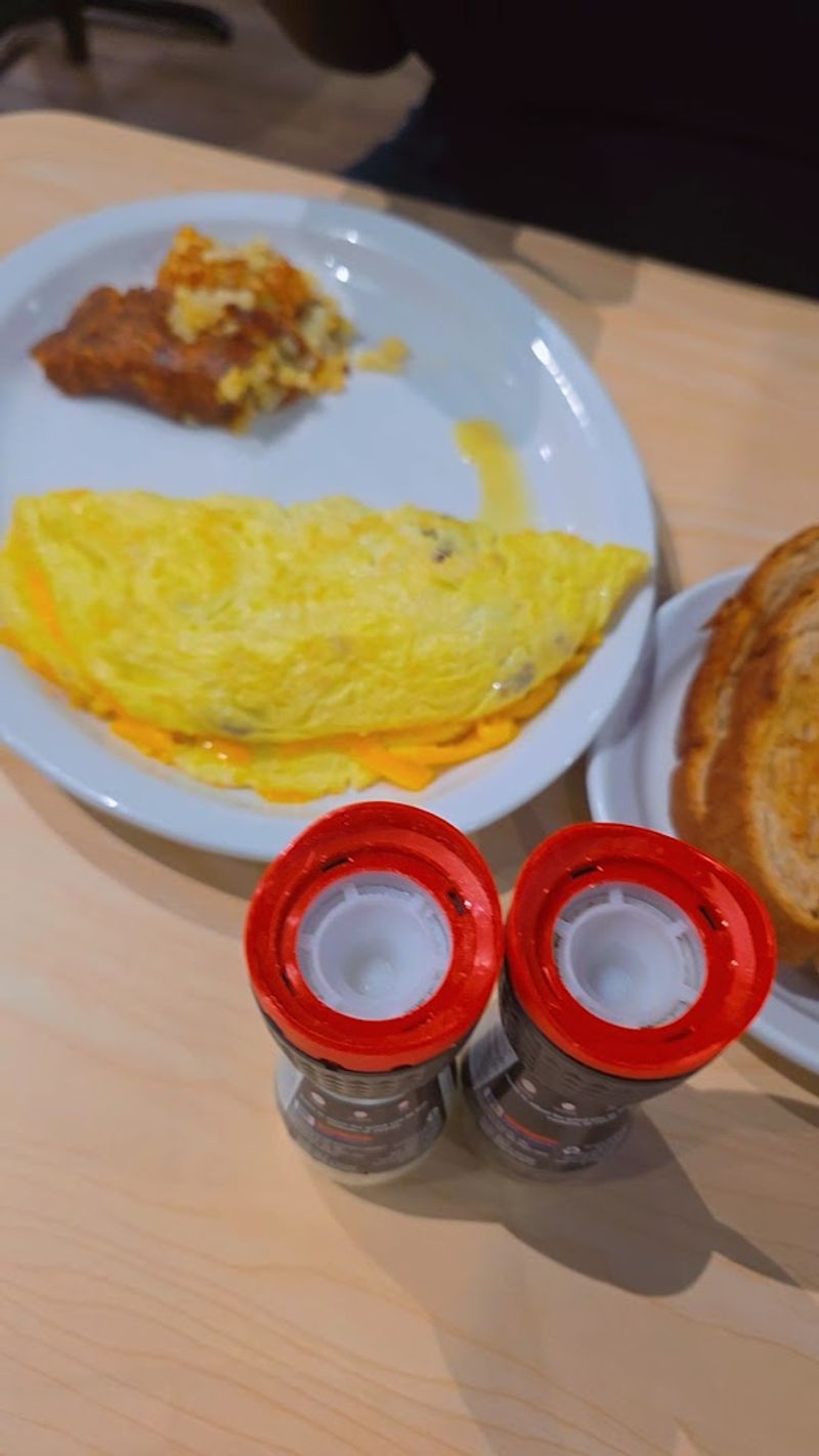 Eggs, Omelets, and the Art of Keeping It Simple