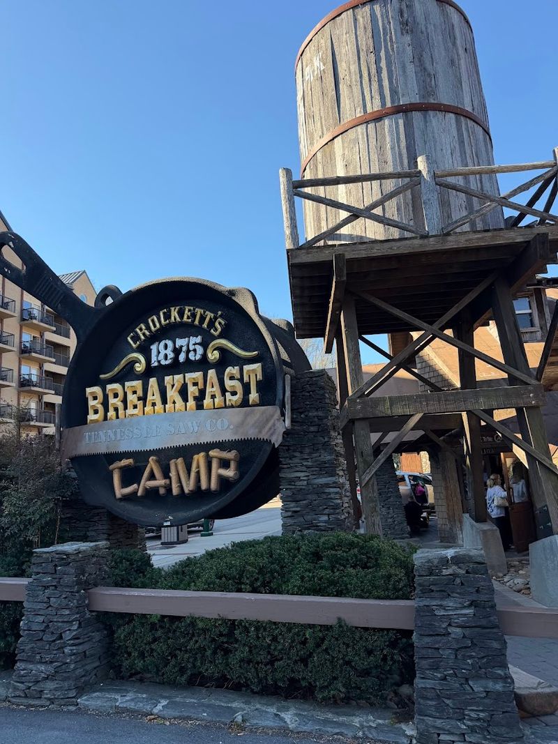 This Gatlinburg Spot Feels Built For Appetites