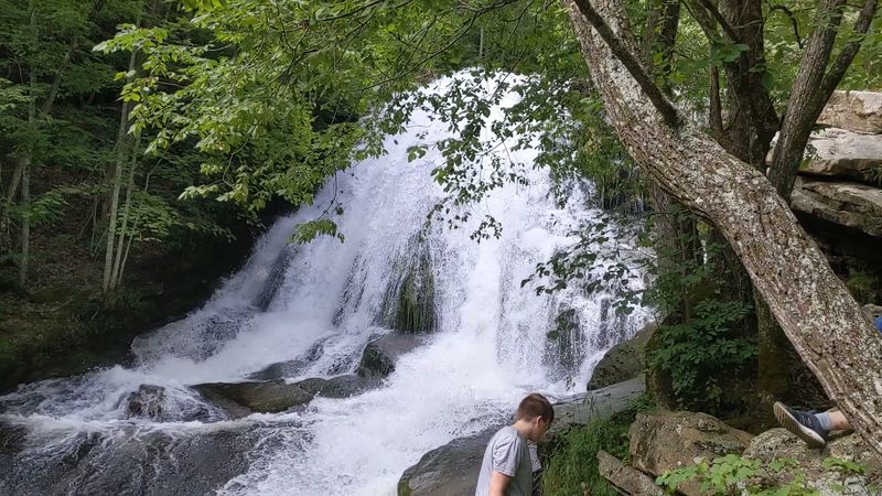 The Main Roaring Run Falls: A Thirty-Foot Showstopper
