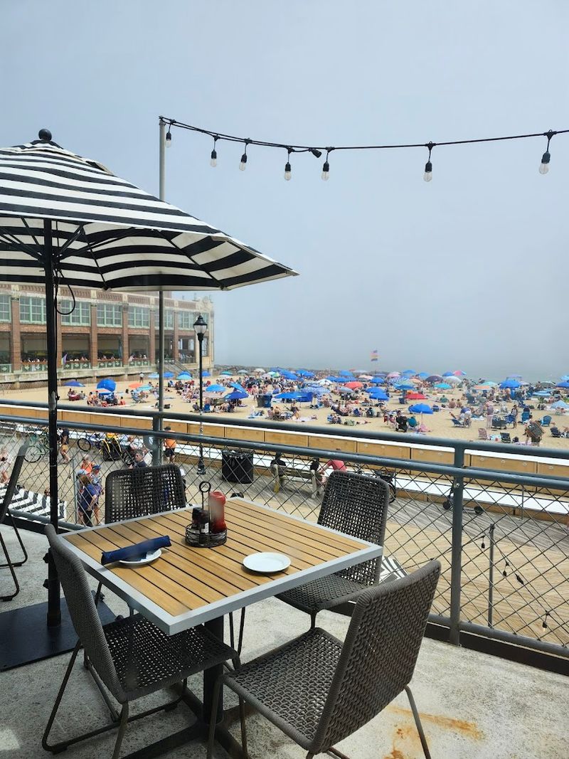 The Wraparound Balcony Experience