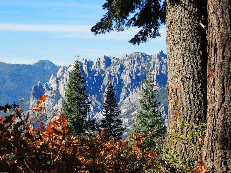 Panoramic Views Of Mount Shasta And Castle Crags
