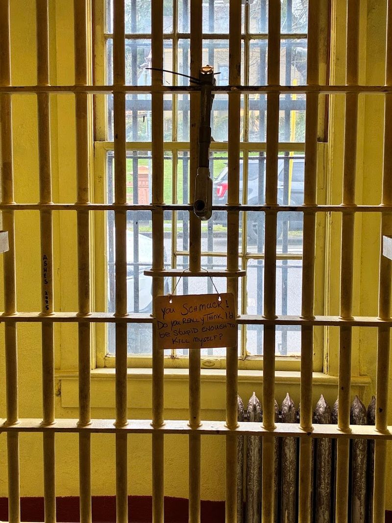 The Intimate and Compact Museum Layout