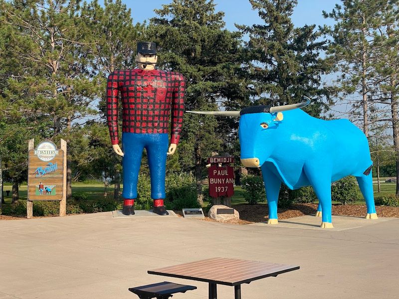Paul Bunyan and Babe the Blue Ox, Bemidji, Minnesota