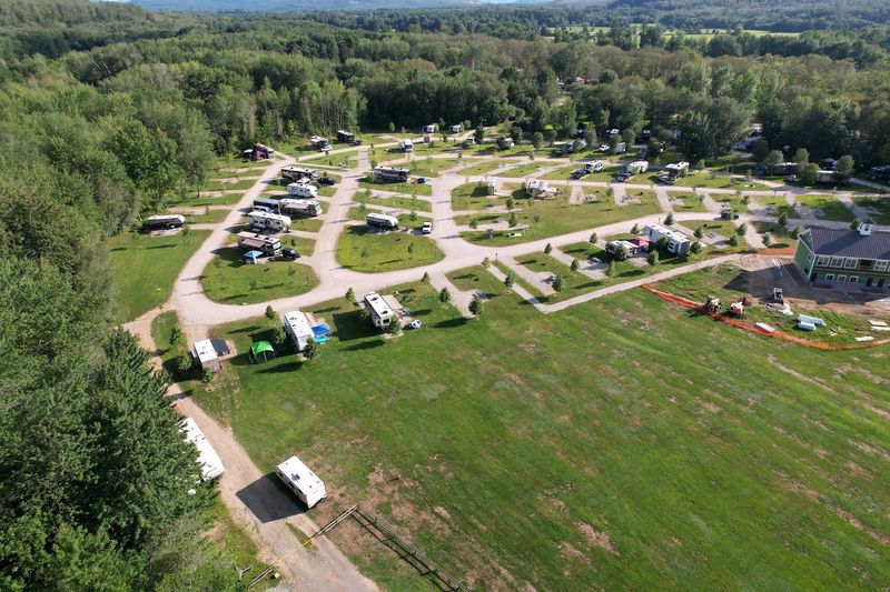 North Conway Village: Shopping and Dining Without the Big-City Price Tag