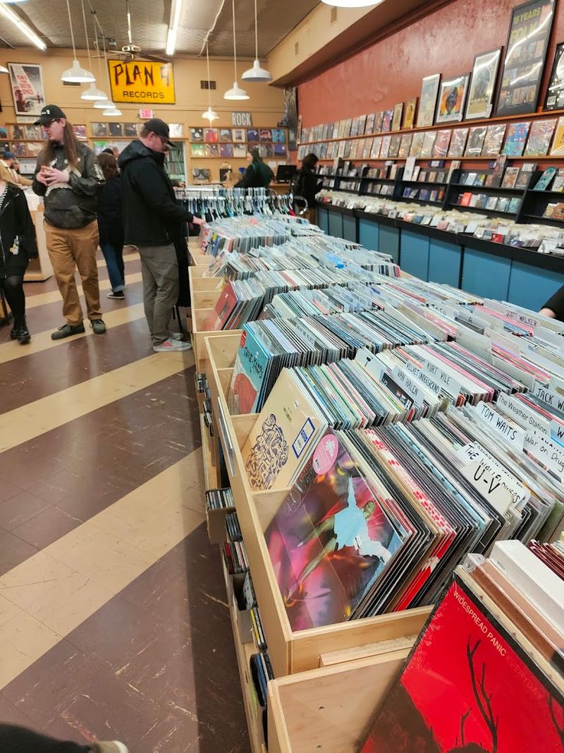 New Vinyl That Keeps Pace With the Times