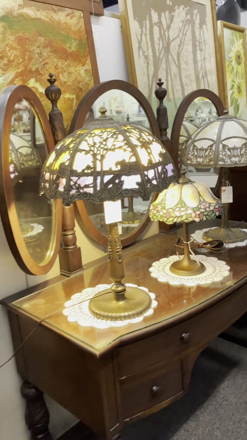 Vintage Furniture And Home Goods That Turn browsing Into Decorating Inspiration