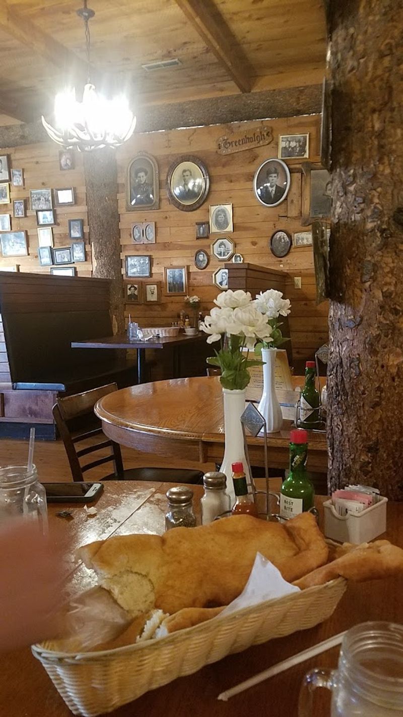 What It Actually Feels Like To Be Inside The Building