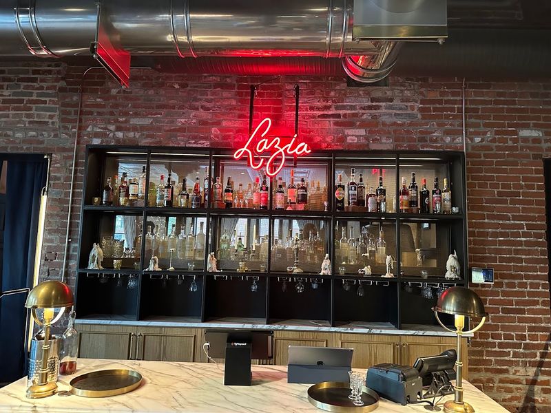 The Rooftop Bar That Extends the Evening