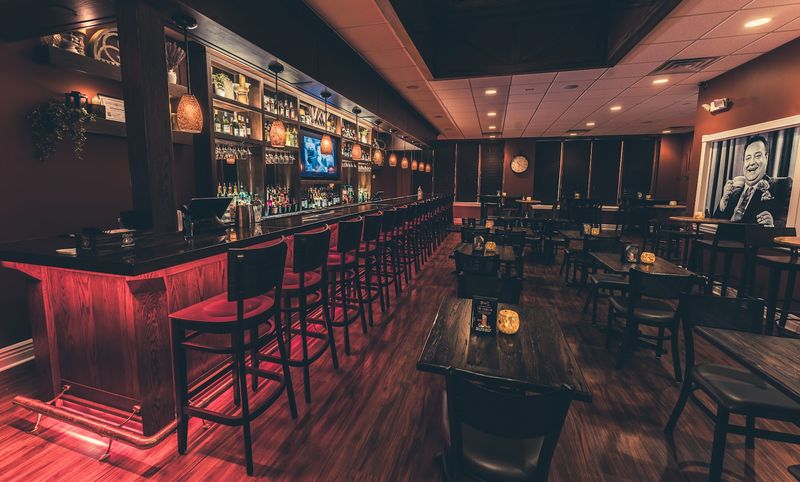 Martini's on Broadway, Pitman