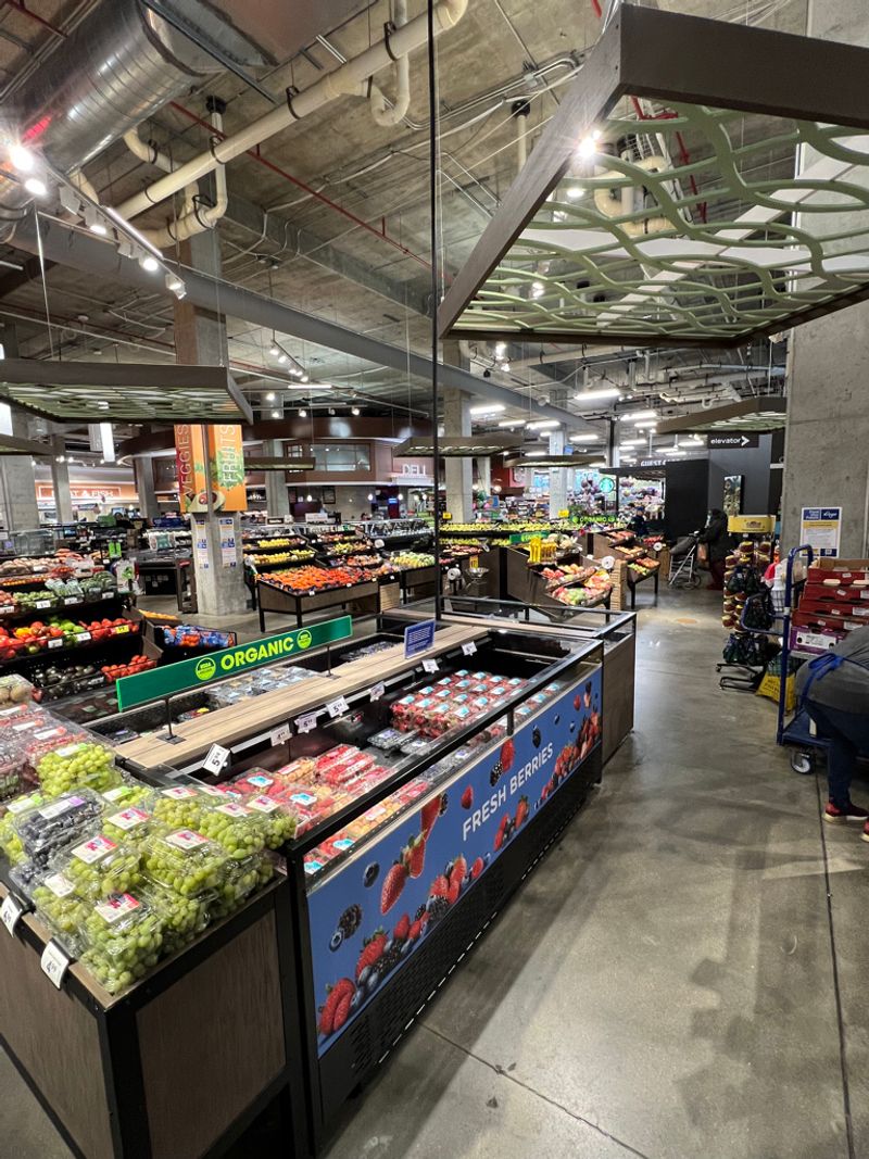 Walkable Location Near Downtown Indianapolis Landmarks