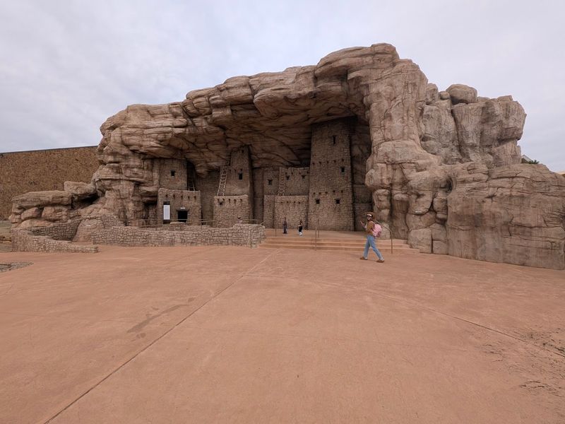 National Cowboy and Western Heritage Museum Feels Grounded