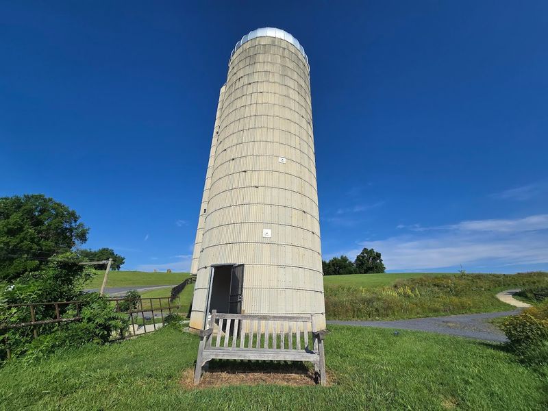 The Silo and Its Mesmerizing Interactive Mobile