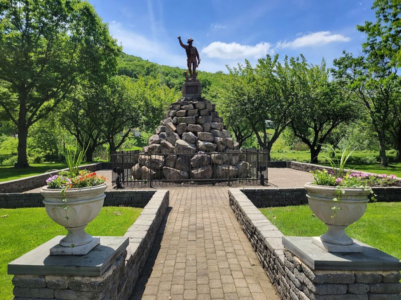 The Veterans Memorial That Adds Depth to the Beauty