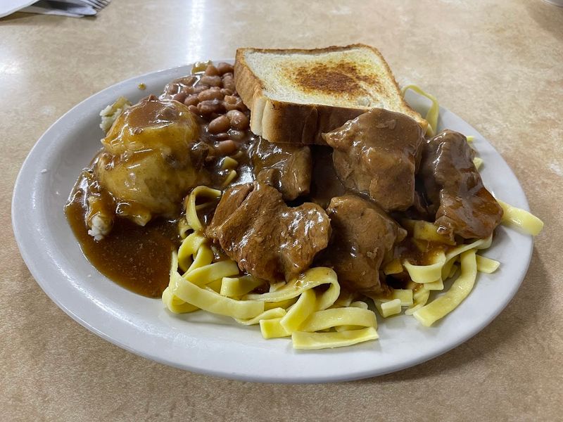 The Lunch Menu and Daily Specials Worth Planning Around