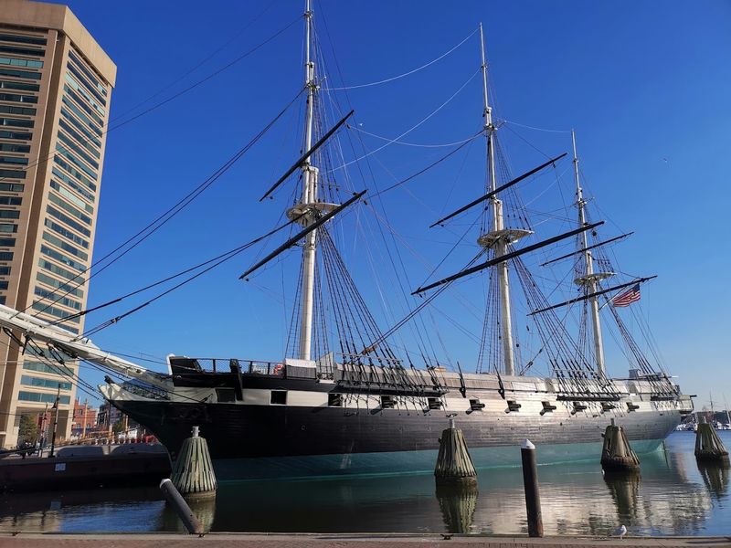 The Legend of the Floating Pots and Pans