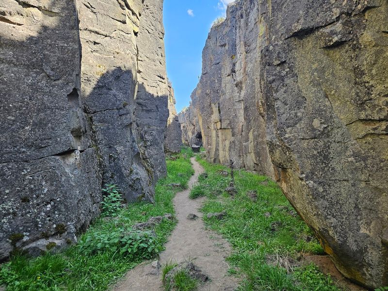 Crack in the Ground, Christmas Valley, Oregon