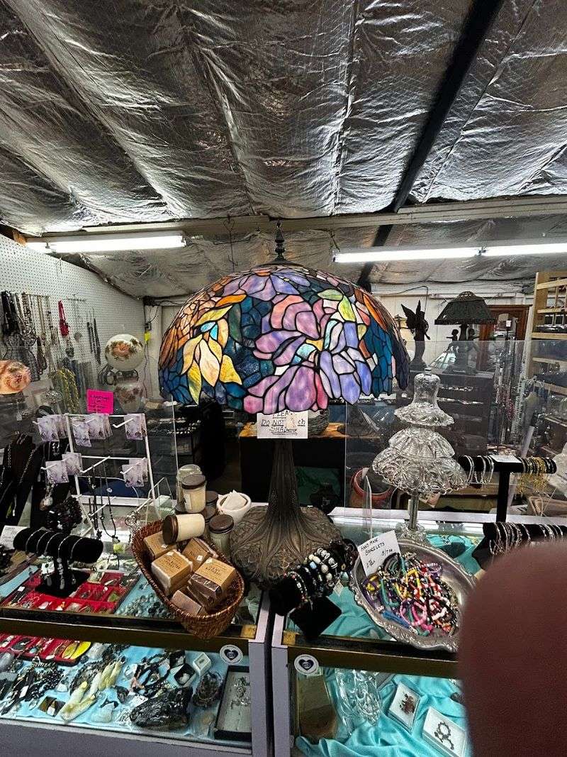 Antiques And Flea Market Finds Broaden The Hunt