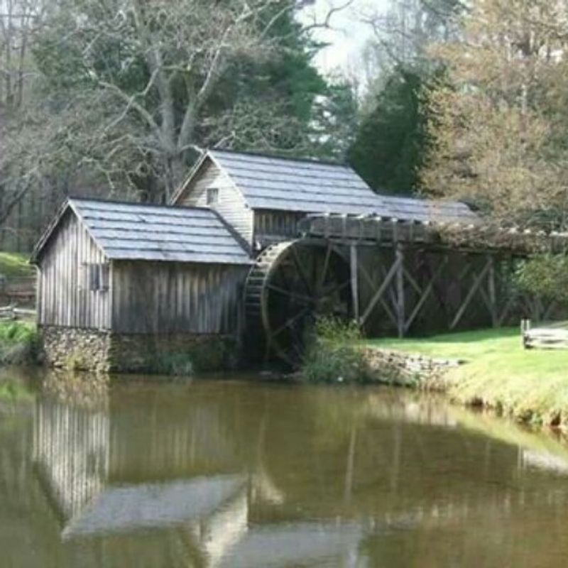 The Blue Ridge Parkway at Night: America's Favorite Drive Gets Otherworldly After Dark