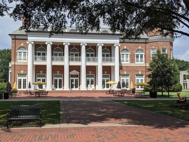 Randolph-Macon College And The College Town Vibe