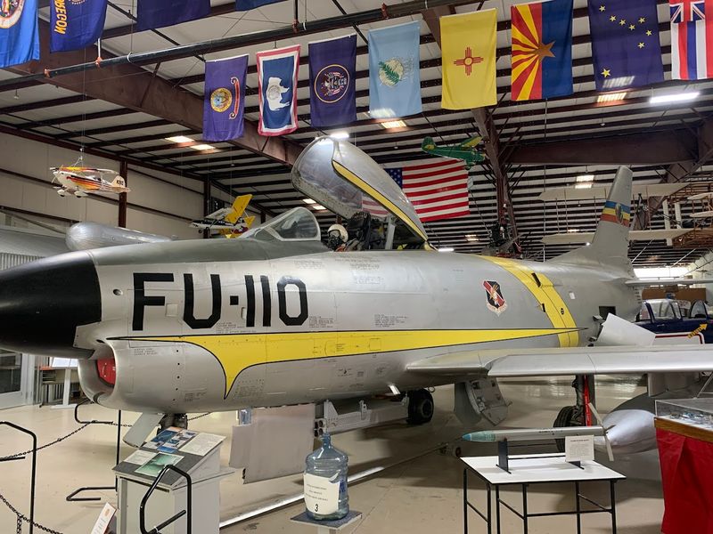 Volunteers Who Actually Flew the Aircraft on Display