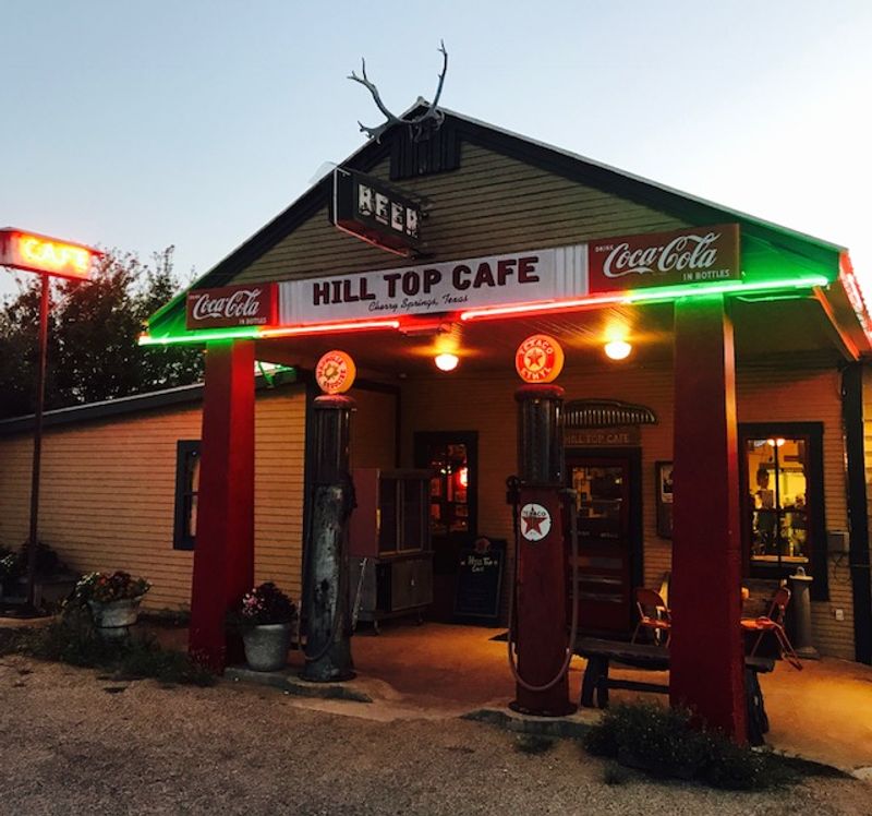 Hill Top Cafe, Texas