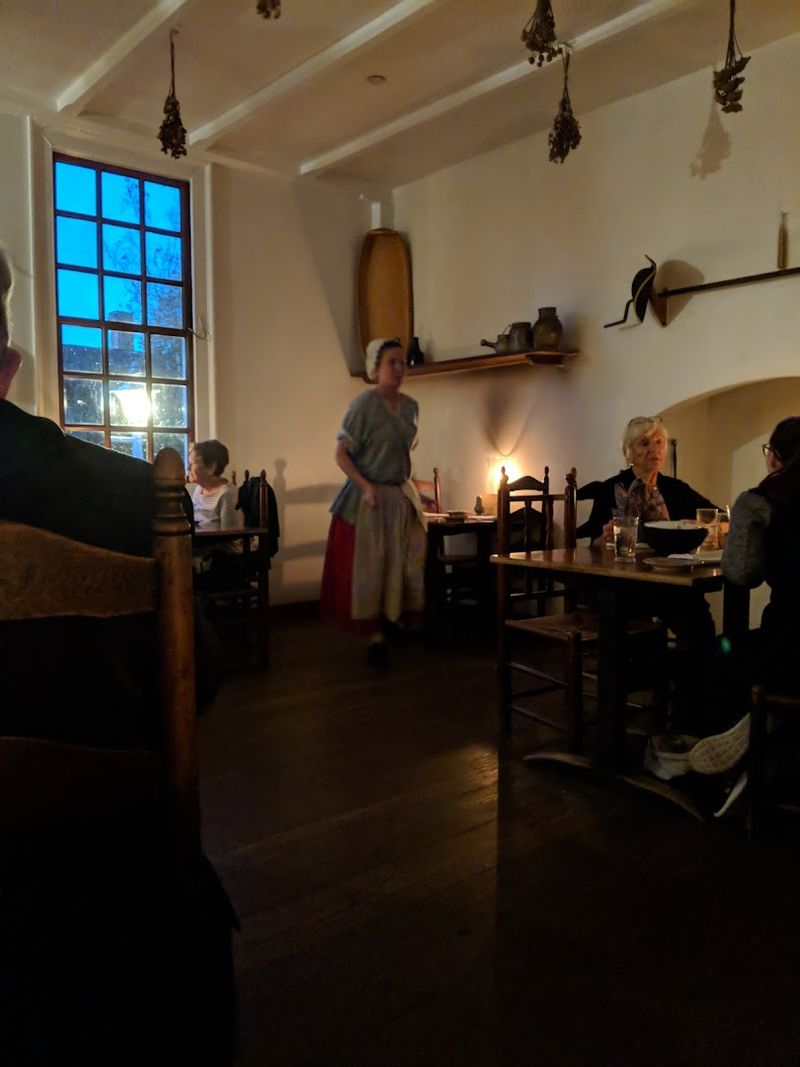 The Art of Making a Reservation Here