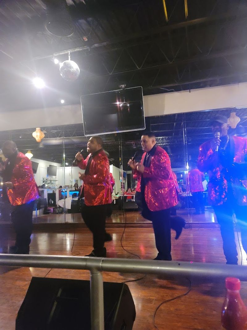 The Atmosphere: Gospel Music, Live Bands, and Good Vibes