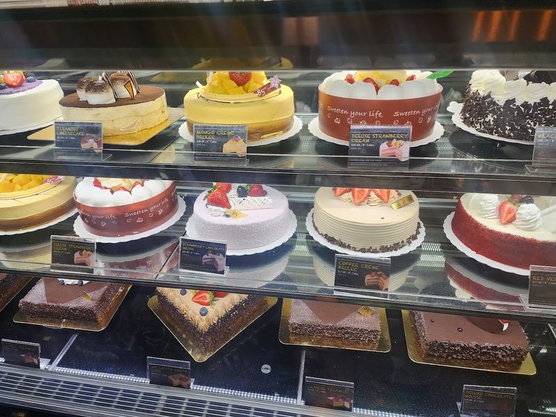 85°C Bakery Cafe - Carrollton