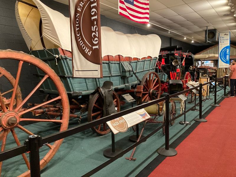 Horse-Drawn Carriages From the 1700s: Rolling Art From Another Century